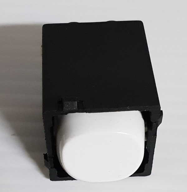 Modern Range Intermediate Switch Mechanism